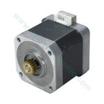 استپر موتور NEMA17 نیدک مدل KV4242-N2B008 نمای جانبی با چرخ دنده برنجی و سوکت